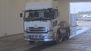 2014 Trailer Head Nissan UD QKG-GK6XAB
