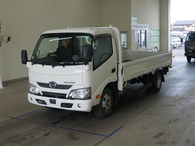 2016 Flat Body Truck Hino Dutro TKG-XZC655M