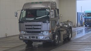 2000 Trailer Head Nissan UD KL-CK552BAT