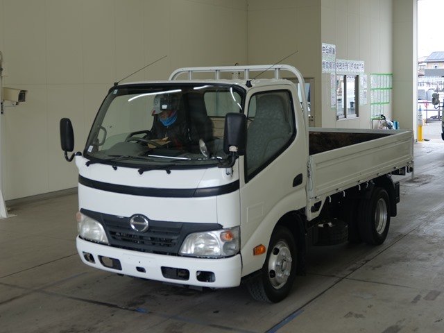 2010 Flat Body Truck Hino Dutro BKG-XZU504M