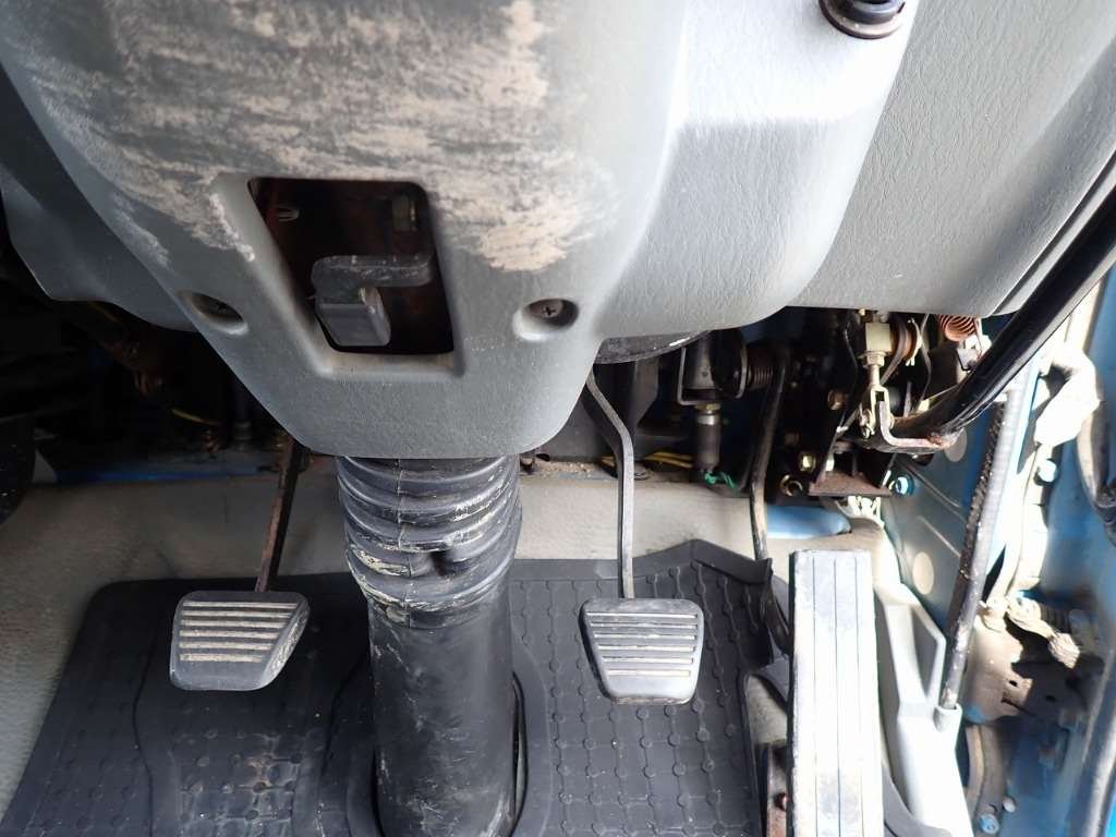 1996 Dump Tipper Truck Mitsubishi Fuso Canter KC-FE517BD - Image 13