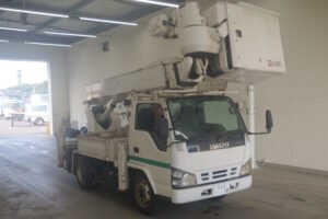 2005 Aerial Platform Isuzu Elf PB-NKR81N