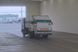 2003 Garbage Truck Nissan UD KK-MK25A