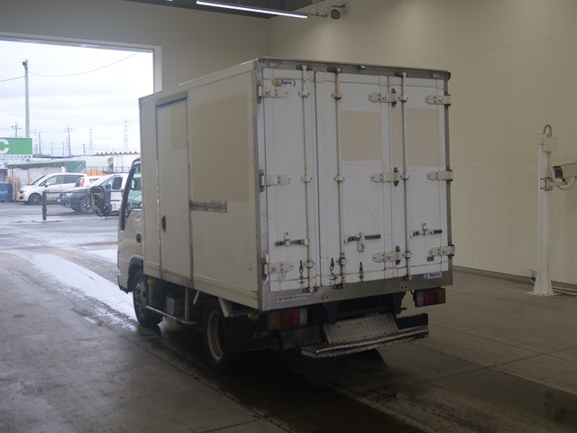 2006 Freezer Refrigerator Truck Isuzu Elf PB-NKR81AN - Image 4