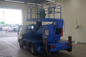 2000 Aerial Platform Isuzu Elf KK-NKR71GN