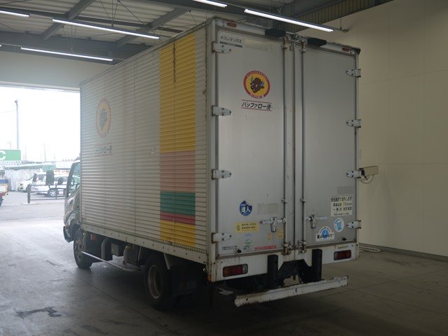 2010 Van Wing Hino Dutro BKG-XZU414M - Image 4