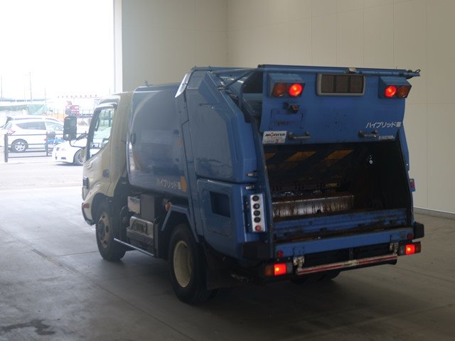 2012 Garbage Truck Hino Dutro SJG-XKU600X - Image 4