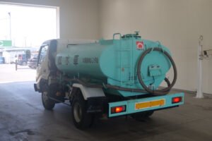 2009 Tank Truck Hino Dutro BDG-XZU404X