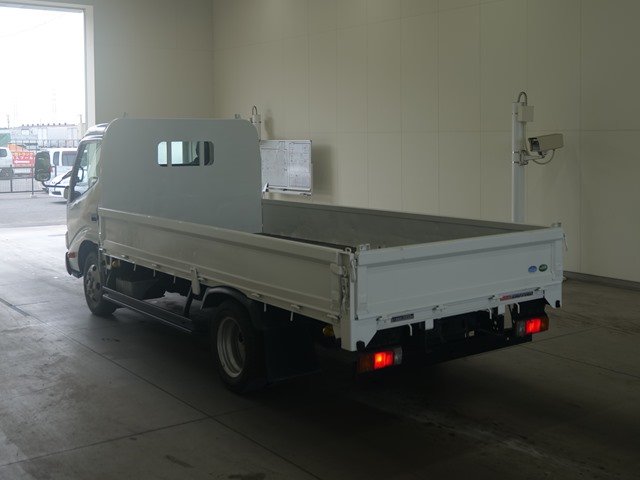 2016 Flat Body Truck Hino Dutro TKG-XZC655M - Image 4