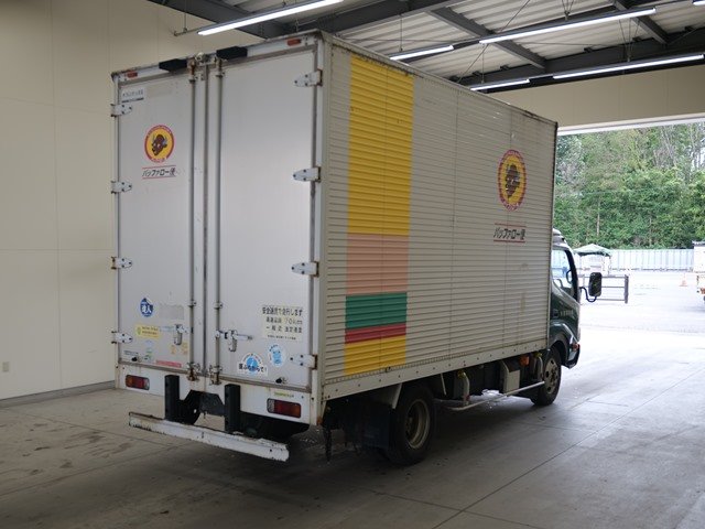 2010 Van Wing Hino Dutro BKG-XZU414M - Image 5