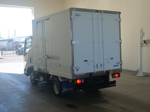 2017 Freezer Refrigerator Truck Isuzu Elf TPG-NLR85AN - Image 5