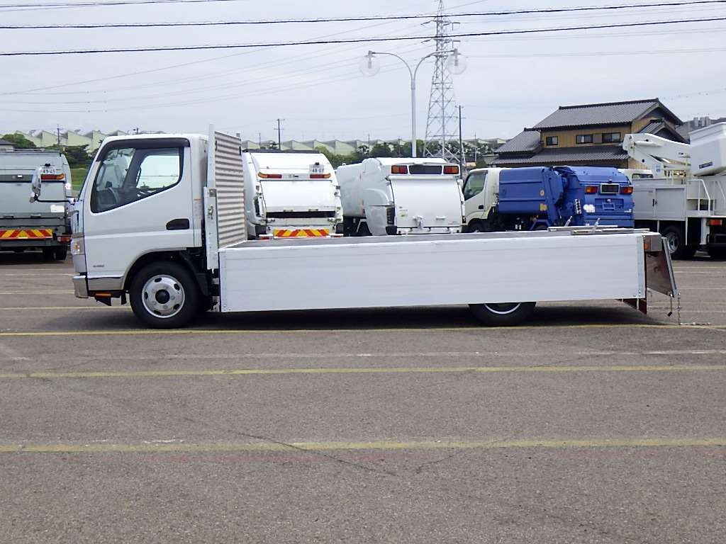 2019 Flat Body Truck Mitsubishi Fuso Canter FEAV0 - Image 6