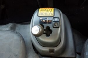 2005 Aerial Platform Isuzu Elf PB-NPR81AN