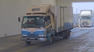 2004 Freezer Refrigerator Truck Mitsubishi Fuso Fighter PA-FK64FJ