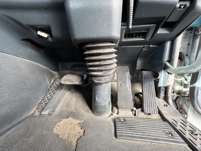 2003 Concrete Mixer Truck Mitsubishi Fuso Super Great KL-FV50KJXD - Image 7