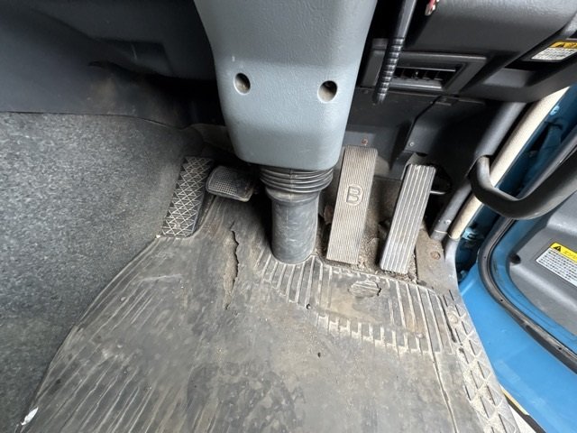 2014 Flat Body Truck Mitsubishi Fuso Super Great QKG-FV54VZ - Image 7