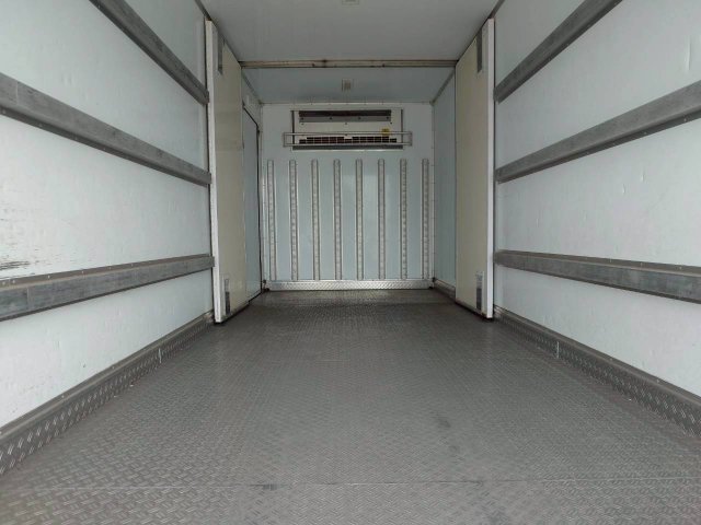 2016 Freezer Refrigerator Truck Mitsubishi Fuso Canter TPG-FEB80 - Image 7
