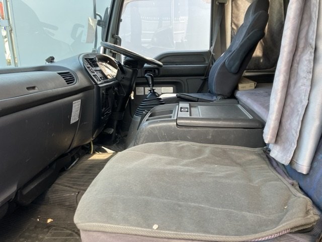 2004 Van Wing Isuzu Forward PA-FRD34L4 - Image 8