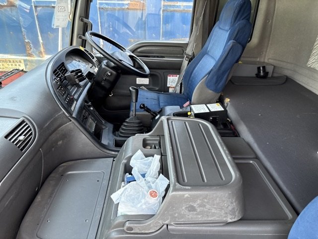 2013 Dump Tipper Truck Isuzu Giga QKG-CYZ77AM - Image 8