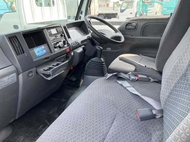 2017 Freezer Refrigerator Truck Isuzu Elf TRG-NKR85A - Image 8