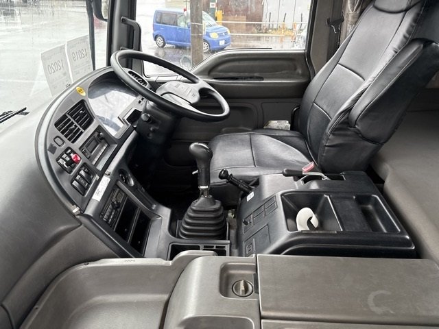 2013 Trailer Head Isuzu Giga QDG-EXZ52AJ - Image 8