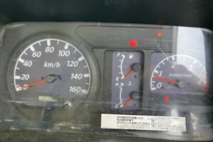 2005 Aerial Platform Isuzu Elf PB-NKR81N