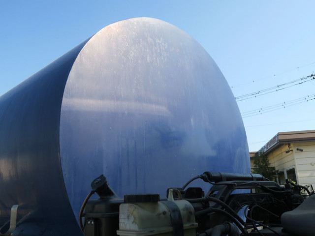 2003 Tank Truck UD Nissan Big Thumb KL-CV48E - Image 6