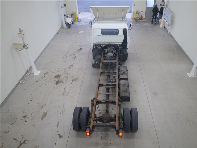 2016 Chassis Truck Mitsubishi Fuso Canter TKG-FED90 - Image 6