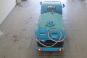 2005 Tank Truck Hino Dutro PB-XZU301M