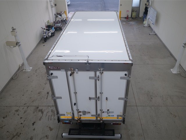 2020 Freezer Refrigerator Truck Isuzu Elf 2RG-NPR88AN - Image 6