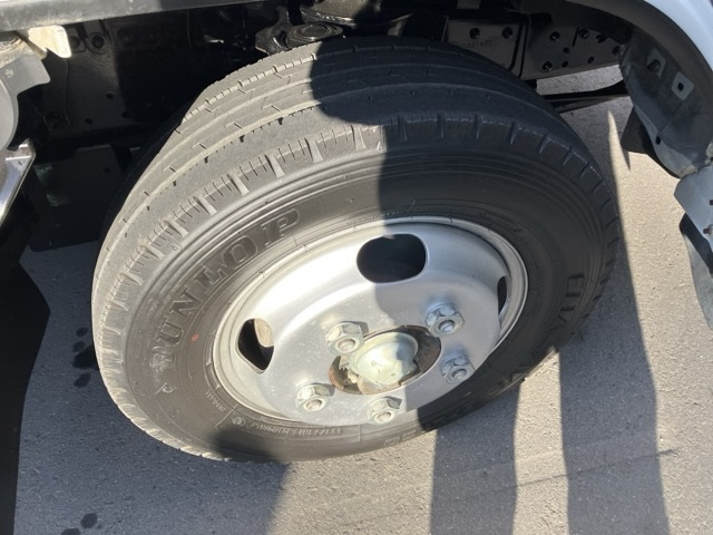 2017 Freezer Refrigerator Truck Isuzu Elf TPG-NLR85AN - Image 11