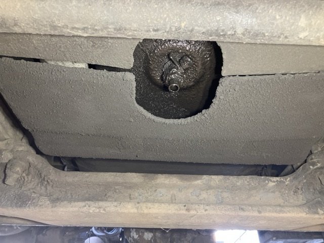 2016 Chassis Truck Nissan UD QPG-CD5ZL - Image 11