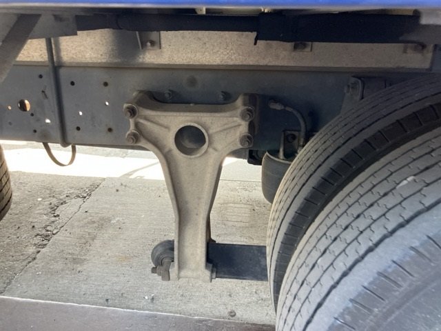 2004 Van Wing Isuzu Forward PA-FRD34L4 - Image 11