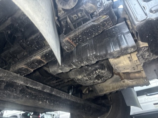 2014 Tank Truck Hino Dutro TKG-XZU700X - Image 13