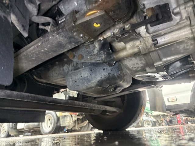 2010 Flat Body Truck Hino Dutro BKG-XZU504M - Image 13