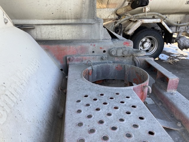 2012 Concrete Mixer Truck Isuzu Giga LKG-CXM77AT - Image 14