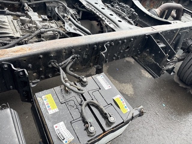 2007 Chassis Truck Mitsubishi Fuso Canter PDG-FE74BV - Image 14