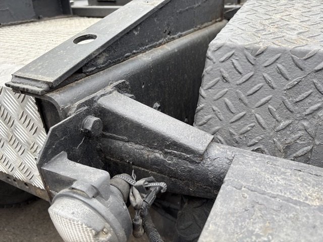 2004 Trailer Head Isuzu Giga KL-EXZ52J3 - Image 15