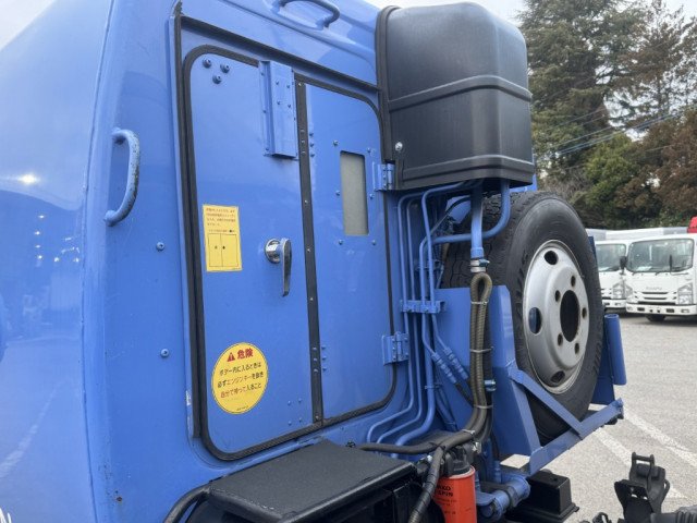 2017 Garbage Truck Isuzu Elf TFG-NMR82ZAN - Image 17