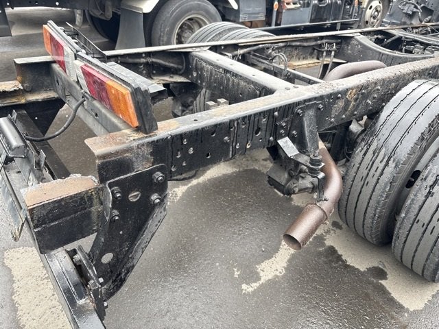 2007 Chassis Truck Mitsubishi Fuso Canter PDG-FE74BV - Image 18