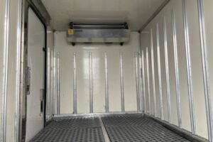 2006 Freezer Refrigerator Truck Isuzu Elf PB-NKR81AN