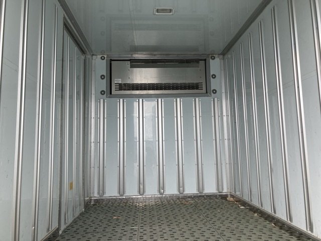2017 Freezer Refrigerator Truck Isuzu Elf TRG-NKR85A - Image 20