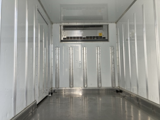 2017 Freezer Refrigerator Truck Isuzu Elf TPG-NLR85AN - Image 20