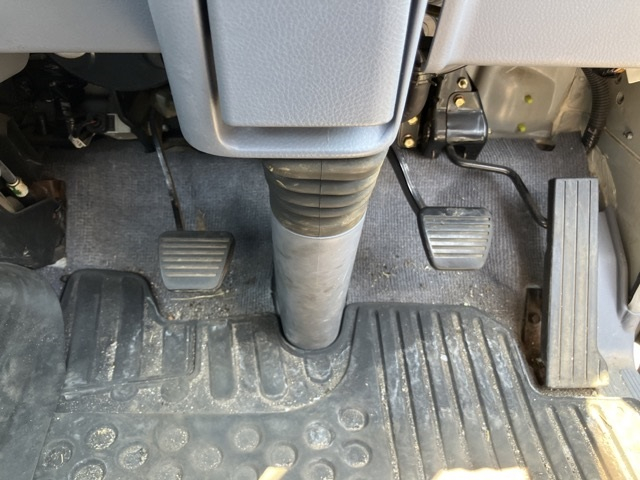 2005 Crane Truck Mitsubishi Fuso Canter PA-FE83DGN - Image 6