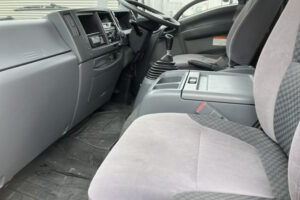 2013 Van Wing Isuzu Forward TKG-FRR90S2