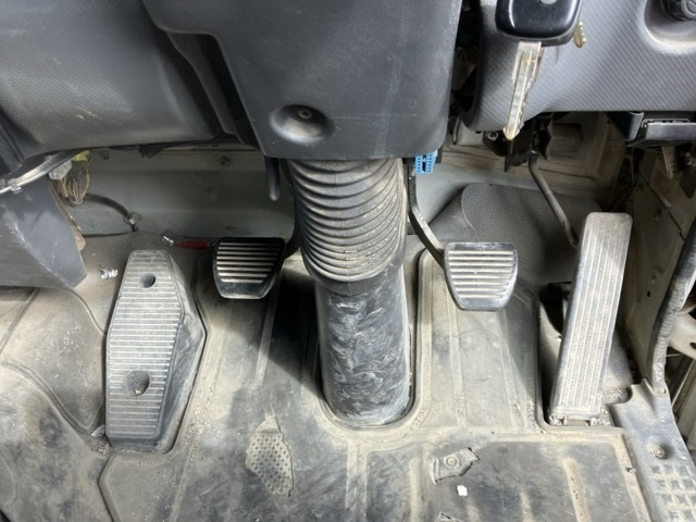 2014 Dump Tipper Truck Isuzu Forward TKG-FRR90S2 - Image 7
