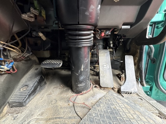 2003 Dump Tipper Truck Isuzu Giga KL-CYZ73P3 - Image 7