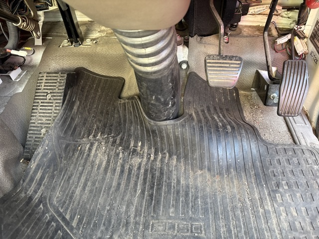 2016 Bus Mitsubishi Fuso Rosa TPG-BE640E - Image 7