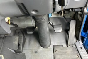 2010 Arm Roll Isuzu Forward PKG-FRR90S2