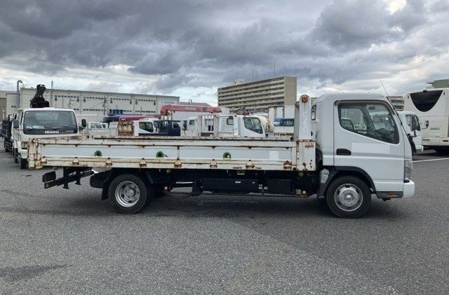 2009 Flat Body Truck Mitsubishi Fuso Canter PDG-FE83DN - Image 21